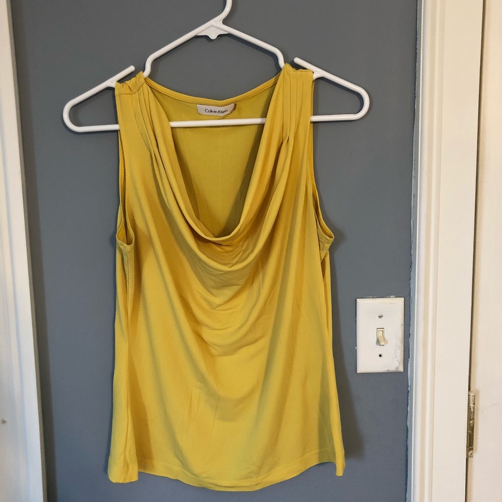 Yellow Work Top